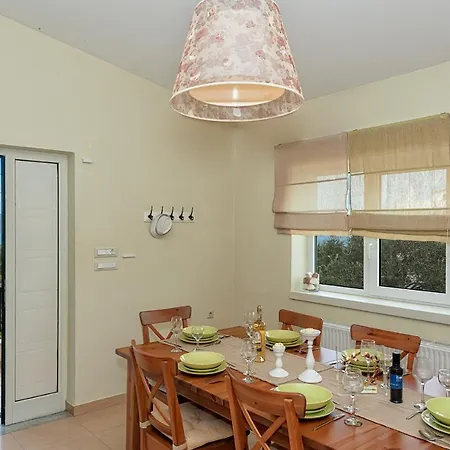 Malena Organic Farm Apartment
