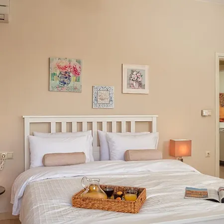 Malena Organic Farm Apartment *