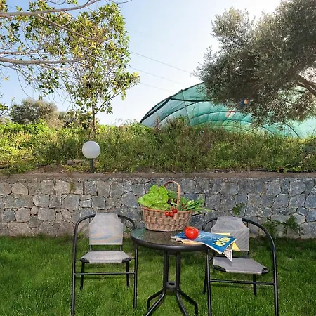 Malena Organic Farm Apartment *
